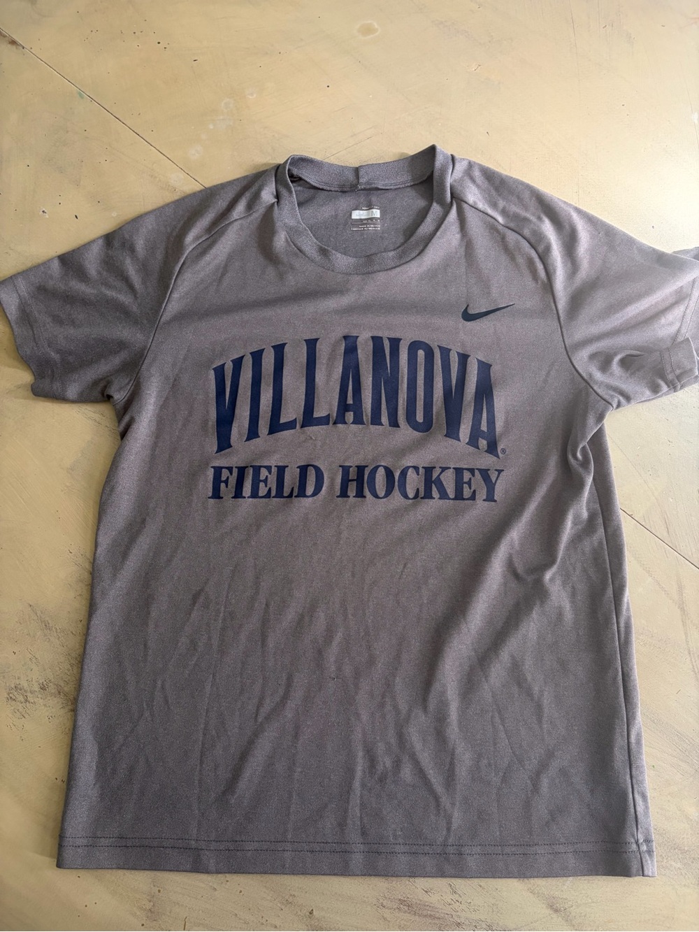 Villanova Wildcats Field Hockey Nike Short Sleeve Shirt Women's Gray Used Size M